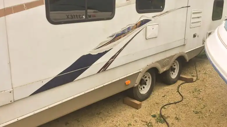 Removing Sun Baked Decals From RV
