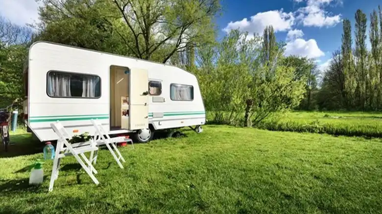 Pros and Cons of Stationary RV Living