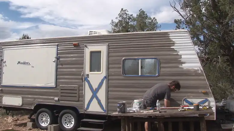 How to Paint the Outside of a Camper