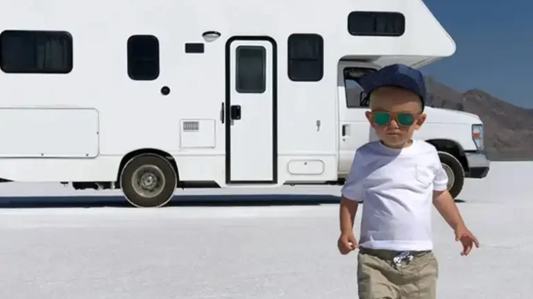 Is It Legal To Live In an RV With a Child in Florida? Everything You Need to Know