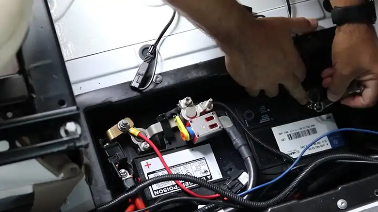 Charging RV Battery with Trickle Charger
