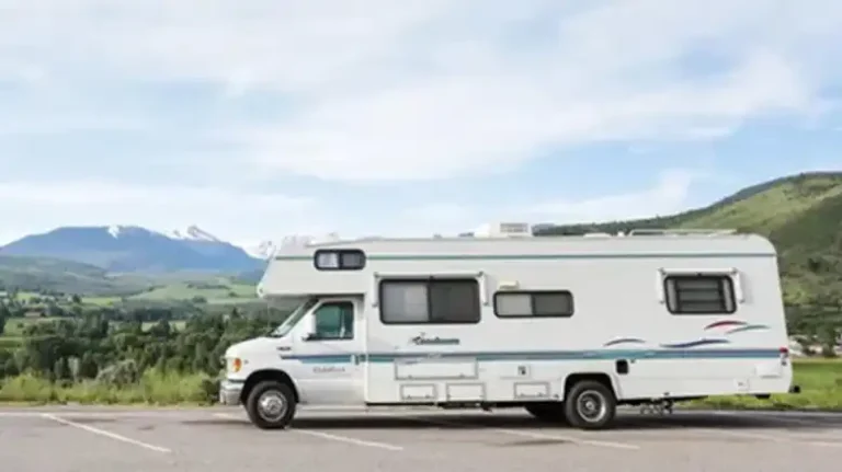 Is It Hard to Drive a Class C Motorhome? Reasons and Tips